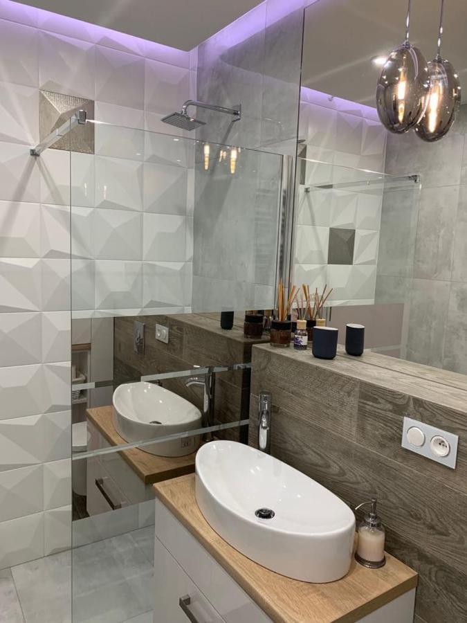 Prestige Line Apartament Legnica Esterno foto